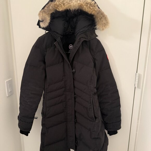 Canada Goose Small 'Lorette' Hooded Down Parka with Genuine Coyote Fur Trim - Picture 7 of 9